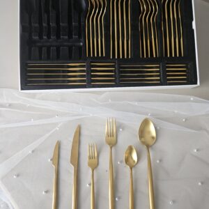 Coffret de couverts dorés (36 pièces - 6 personnes)
