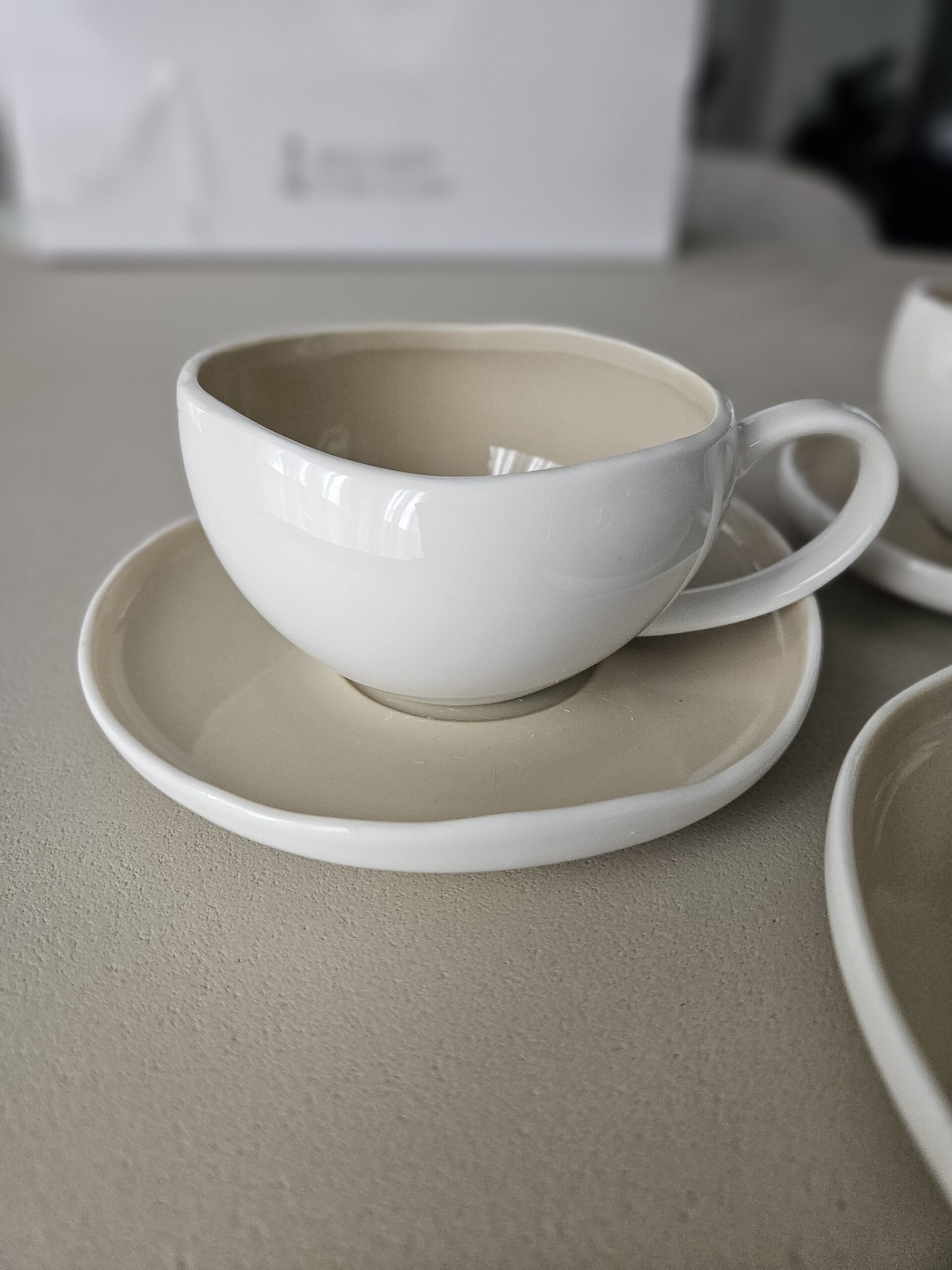 Service à café Sable d'Elégance (coffret de 12 pièces) – Image 3