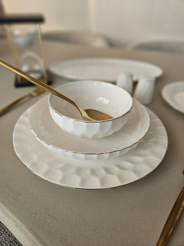 service-porcelaine-liseré-doré Collection "Nectar Doré"