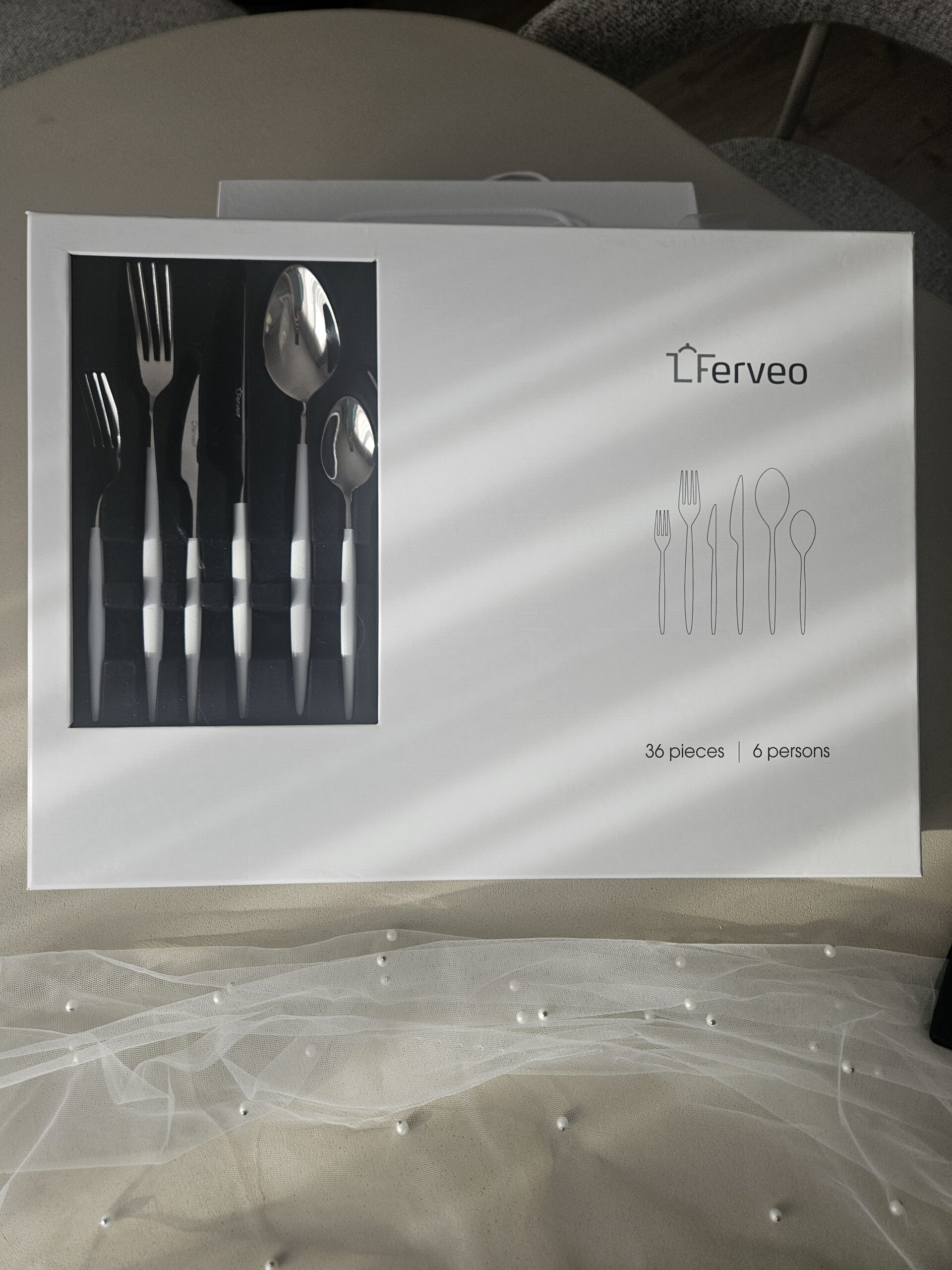 Coffret de couverts argentés manches nacrés effet opale blanche (36 pièces - 6 personnes) – Image 8